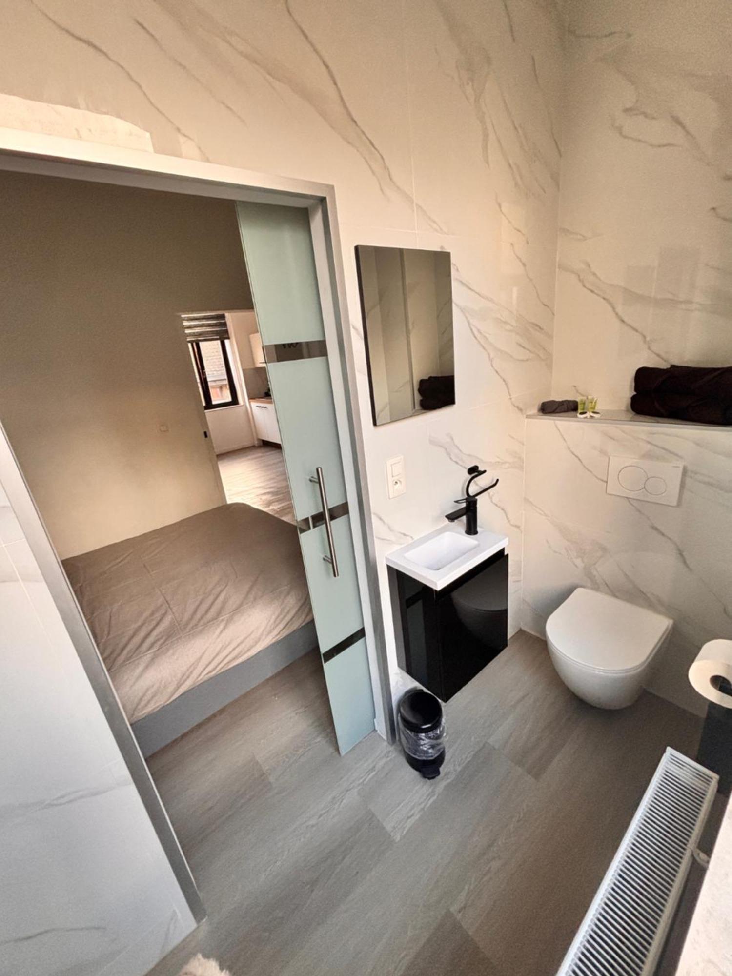 Foursuites Liège Exterior foto